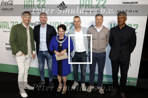 Utrecht 24 april 2022
Opening hal 22.        ( Padel bowling fitness en squash)
De eigenaren zijn Marco v Basten Frank Rijkaard Perry Overeem Barry Atsma en Edwin Oosterlaar. Burgemeester Sharon Dijksma deed de opening