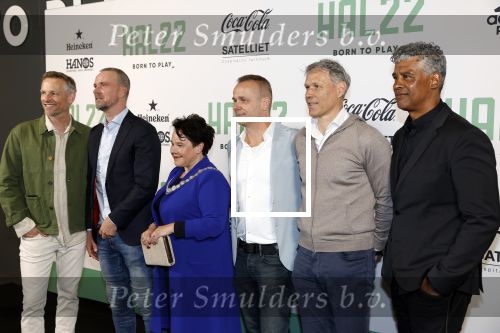 Utrecht 24 april 2022
Opening hal 22.        ( Padel bowling fitness en squash)
De eigenaren zijn Marco v Basten Frank Rijkaard Perry Overeem Barry Atsma en Edwin Oosterlaar. Burgemeester Sharon Dijksma deed de opening