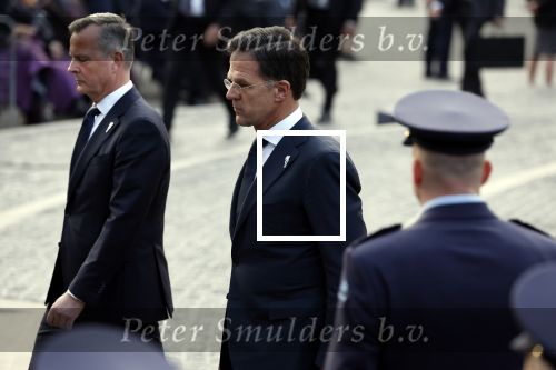 Amsterdam 4 m2i 2022
Dodenherdenking op de dam . Aanwezig oa Koning Willem Alexander Koningin Maxima Mark Rutte en burgemeester Femke Halsema .