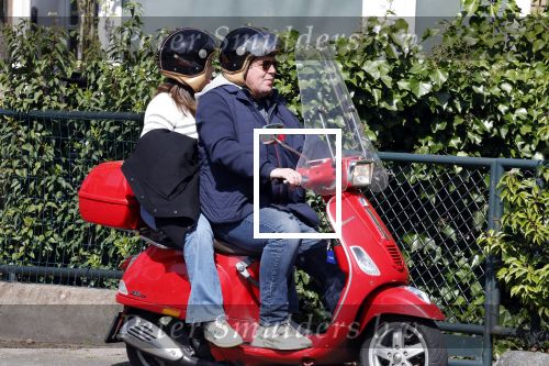 Amsterdam 16 april 2022
Martijn Krabbe op zijn vespa scooter met zijn dochter Michelle Krabbe