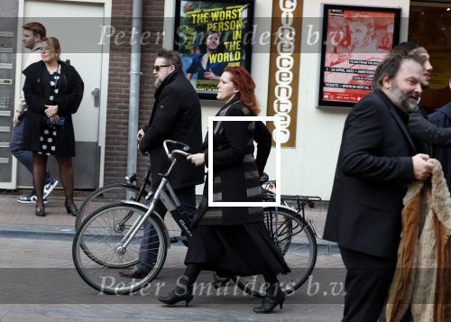 Amsterdam 13 april 2022
Premiere de openbaring in de melkweg met in de hoofdrollen Monic Hendrickx en Victor Low. Martin Koolhoven en partner Tallulah Hazekamp Schwab