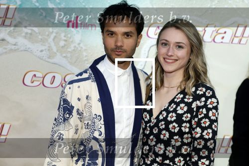 Amsterdam 20 april 2022
Premiere Costa in Tuschinski. Castleden oa , Katja Schuurman Abbey Hoes Soy Kroon Stephanie v Eer Oscar Aerts Sinan Eroglu Roeland Fernhout Tina de Bruin en Lisa Zweerman . De regisseur is Jon Karhaus en Diederik Jekel heeft het script geschreven. Mingus Dagelet met vriendin