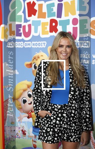 Amsterdam 1 mei 2022
Premiere 2 kleine kleutertjes bedacht door Jan Smit .
Monique Smit met partner en hun 2 zoons