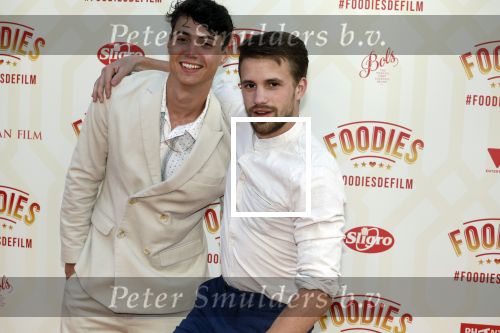 Amsterdam 10 mei 2022
Premiere Foodies in Tuschinski met oa Ilse warringa Holly Brood Sanne Langelaar Sanne Vogel Sinan Eroglu Quiah Shilue Roue Verveer en Johanna Hagen. Niek Roozen en Rein v Duivenboden