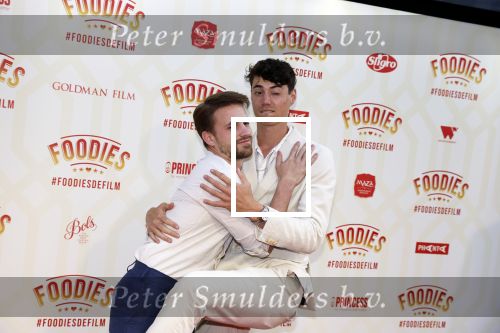 Amsterdam 10 mei 2022
Premiere Foodies in Tuschinski met oa Ilse warringa Holly Brood Sanne Langelaar Sanne Vogel Sinan Eroglu Quiah Shilue Roue Verveer en Johanna Hagen. Niek Roozen en Rein v Duivenboden