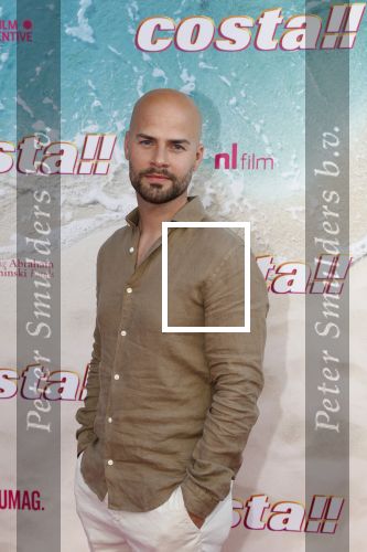 Amsterdam 20 april 2022
Premiere Costa in Tuschinski. Castleden oa , Katja Schuurman Abbey Hoes Soy Kroon Stephanie v Eer Oscar Aerts Sinan Eroglu Roeland Fernhout Tina de Bruin en Lisa Zweerman . De regisseur is Jon Karhaus en Diederik Jekel heeft het script geschreven. Oscar Aerts kwam met zijn zwangere vrouw