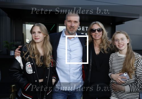 Utrecht 24 april 2022
Opening hal 22.        ( Padel bowling fitness en squash)
De eigenaren zijn Marco v Basten Frank Rijkaard Perry Overeem Barry Atsma en Edwin Oosterlaar. Perry kwam met zijn vrouw en dochters