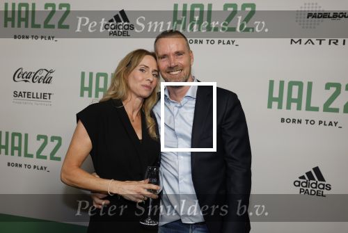 Utrecht 24 april 2022
Opening hal 22.        ( Padel bowling fitness en squash)
De eigenaren zijn Marco v Basten Frank Rijkaard Perry Overeem Barry Atsma en Edwin Oosterlaar. Perry kwam met zijn vrouw en dochters