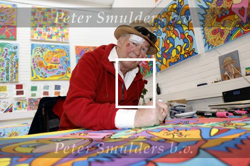 Amsterdam 1 mei 2022
Peter Faber na ongeluk in zijn atelier aan het werk.