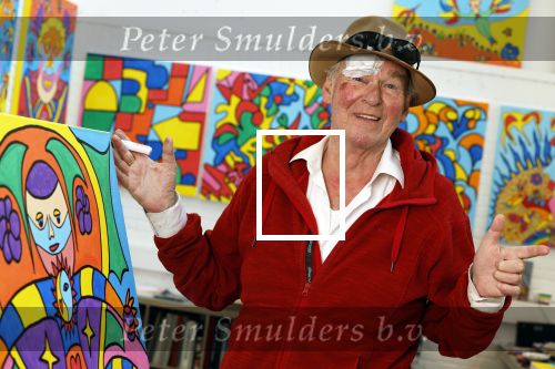 Amsterdam 1 mei 2022
Peter Faber na ongeluk in zijn atelier aan het werk.