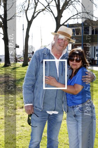 Enkhuizen 2 mei 2022
Peter Faber met zijn engelse vrouw Rosanna . Peter opent binnekort een expositie in Enkhuizen