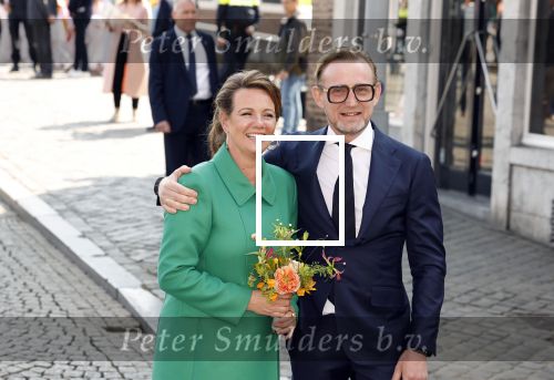 Maastricht 27 april 2022
Koningsdag wordt dit jaar in Maastricht gevierd . Aanwezig Koning Willem Alexander Koningin Maxima Prinses Amalia Prinses Alexia Prinses Ariane Prins Constantijn Prinses Laurentien Prins Maurits Prinses Marilene Prins Bernhard Prinses Annette Prins Floris Prinses Aimee Prins Pieter Christiaan en Prinses Annette.