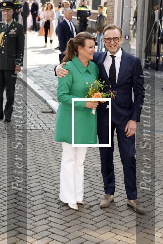 Maastricht 27 april 2022
Koningsdag wordt dit jaar in Maastricht gevierd . Aanwezig Koning Willem Alexander Koningin Maxima Prinses Amalia Prinses Alexia Prinses Ariane Prins Constantijn Prinses Laurentien Prins Maurits Prinses Marilene Prins Bernhard Prinses Annette Prins Floris Prinses Aimee Prins Pieter Christiaan en Prinses Annette.