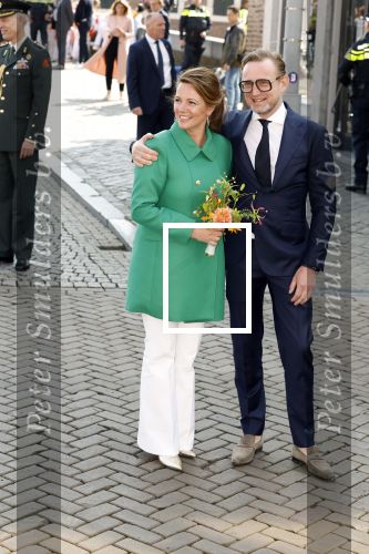 Maastricht 27 april 2022
Koningsdag wordt dit jaar in Maastricht gevierd . Aanwezig Koning Willem Alexander Koningin Maxima Prinses Amalia Prinses Alexia Prinses Ariane Prins Constantijn Prinses Laurentien Prins Maurits Prinses Marilene Prins Bernhard Prinses Annette Prins Floris Prinses Aimee Prins Pieter Christiaan en Prinses Annette.