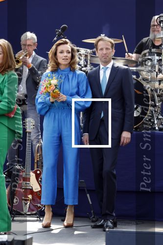 Maastricht 27 april 2022
Koningsdag wordt dit jaar in Maastricht gevierd . Aanwezig Koning Willem Alexander Koningin Maxima Prinses Amalia Prinses Alexia Prinses Ariane Prins Constantijn Prinses Laurentien Prins Maurits Prinses Marilene Prins Bernhard Prinses Annette Prins Floris Prinses Aimee Prins Pieter Christiaan en Prinses Annette.