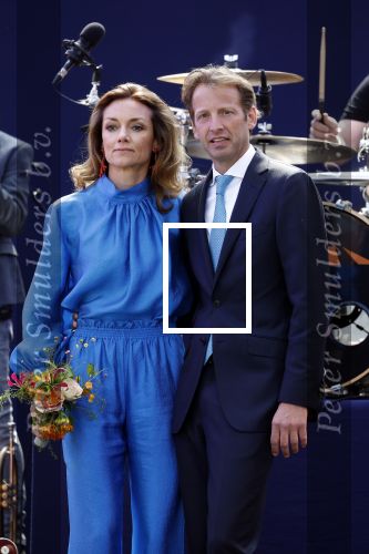 Maastricht 27 april 2022
Koningsdag wordt dit jaar in Maastricht gevierd . Aanwezig Koning Willem Alexander Koningin Maxima Prinses Amalia Prinses Alexia Prinses Ariane Prins Constantijn Prinses Laurentien Prins Maurits Prinses Marilene Prins Bernhard Prinses Annette Prins Floris Prinses Aimee Prins Pieter Christiaan en Prinses Annette.