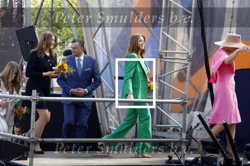 Maastricht 27 april 2022
Koningsdag wordt dit jaar in Maastricht gevierd . Aanwezig Koning Willem Alexander Koningin Maxima Prinses Amalia Prinses Alexia Prinses Ariane Prins Constantijn Prinses Laurentien Prins Maurits Prinses Marilene Prins Bernhard Prinses Annette Prins Floris Prinses Aimee Prins Pieter Christiaan en Prinses Annette.