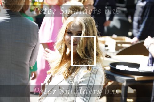 Maastricht 27 april 2022
Koningsdag wordt dit jaar in Maastricht gevierd . Aanwezig Koning Willem Alexander Koningin Maxima Prinses Amalia Prinses Alexia Prinses Ariane Prins Constantijn Prinses Laurentien Prins Maurits Prinses Marilene Prins Bernhard Prinses Annette Prins Floris Prinses Aimee Prins Pieter Christiaan en Prinses Annette.
