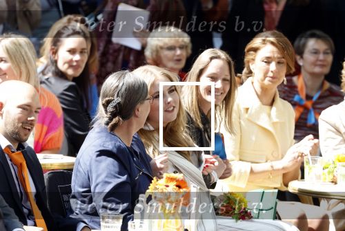 Maastricht 27 april 2022
Koningsdag wordt dit jaar in Maastricht gevierd . Aanwezig Koning Willem Alexander Koningin Maxima Prinses Amalia Prinses Alexia Prinses Ariane Prins Constantijn Prinses Laurentien Prins Maurits Prinses Marilene Prins Bernhard Prinses Annette Prins Floris Prinses Aimee Prins Pieter Christiaan en Prinses Annette.