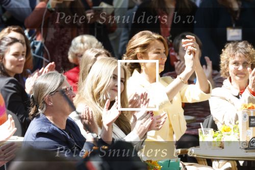 Maastricht 27 april 2022
Koningsdag wordt dit jaar in Maastricht gevierd . Aanwezig Koning Willem Alexander Koningin Maxima Prinses Amalia Prinses Alexia Prinses Ariane Prins Constantijn Prinses Laurentien Prins Maurits Prinses Marilene Prins Bernhard Prinses Annette Prins Floris Prinses Aimee Prins Pieter Christiaan en Prinses Annette.