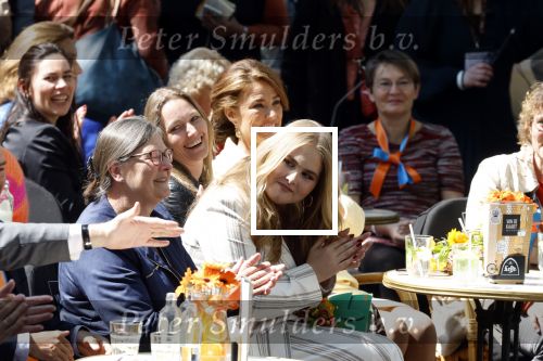 Maastricht 27 april 2022
Koningsdag wordt dit jaar in Maastricht gevierd . Aanwezig Koning Willem Alexander Koningin Maxima Prinses Amalia Prinses Alexia Prinses Ariane Prins Constantijn Prinses Laurentien Prins Maurits Prinses Marilene Prins Bernhard Prinses Annette Prins Floris Prinses Aimee Prins Pieter Christiaan en Prinses Annette.