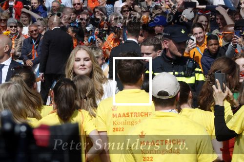 Maastricht 27 april 2022
Koningsdag wordt dit jaar in Maastricht gevierd . Aanwezig Koning Willem Alexander Koningin Maxima Prinses Amalia Prinses Alexia Prinses Ariane Prins Constantijn Prinses Laurentien Prins Maurits Prinses Marilene Prins Bernhard Prinses Annette Prins Floris Prinses Aimee Prins Pieter Christiaan en Prinses Annette.