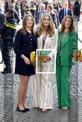 Maastricht 27 april 2022
Koningsdag wordt dit jaar in Maastricht gevierd . Aanwezig Koning Willem Alexander Koningin Maxima Prinses Amalia Prinses Alexia Prinses Ariane Prins Constantijn Prinses Laurentien Prins Maurits Prinses Marilene Prins Bernhard Prinses Annette Prins Floris Prinses Aimee Prins Pieter Christiaan en Prinses Annette.