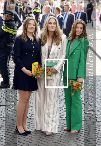 Maastricht 27 april 2022
Koningsdag wordt dit jaar in Maastricht gevierd . Aanwezig Koning Willem Alexander Koningin Maxima Prinses Amalia Prinses Alexia Prinses Ariane Prins Constantijn Prinses Laurentien Prins Maurits Prinses Marilene Prins Bernhard Prinses Annette Prins Floris Prinses Aimee Prins Pieter Christiaan en Prinses Annette.