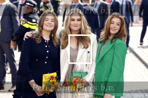 Maastricht 27 april 2022
Koningsdag wordt dit jaar in Maastricht gevierd . Aanwezig Koning Willem Alexander Koningin Maxima Prinses Amalia Prinses Alexia Prinses Ariane Prins Constantijn Prinses Laurentien Prins Maurits Prinses Marilene Prins Bernhard Prinses Annette Prins Floris Prinses Aimee Prins Pieter Christiaan en Prinses Annette.
