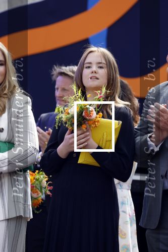 Maastricht 27 april 2022
Koningsdag wordt dit jaar in Maastricht gevierd . Aanwezig Koning Willem Alexander Koningin Maxima Prinses Amalia Prinses Alexia Prinses Ariane Prins Constantijn Prinses Laurentien Prins Maurits Prinses Marilene Prins Bernhard Prinses Annette Prins Floris Prinses Aimee Prins Pieter Christiaan en Prinses Annette.