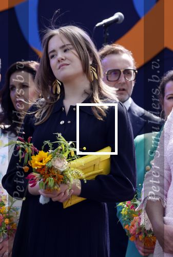 Maastricht 27 april 2022
Koningsdag wordt dit jaar in Maastricht gevierd . Aanwezig Koning Willem Alexander Koningin Maxima Prinses Amalia Prinses Alexia Prinses Ariane Prins Constantijn Prinses Laurentien Prins Maurits Prinses Marilene Prins Bernhard Prinses Annette Prins Floris Prinses Aimee Prins Pieter Christiaan en Prinses Annette.