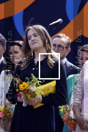 Maastricht 27 april 2022
Koningsdag wordt dit jaar in Maastricht gevierd . Aanwezig Koning Willem Alexander Koningin Maxima Prinses Amalia Prinses Alexia Prinses Ariane Prins Constantijn Prinses Laurentien Prins Maurits Prinses Marilene Prins Bernhard Prinses Annette Prins Floris Prinses Aimee Prins Pieter Christiaan en Prinses Annette.