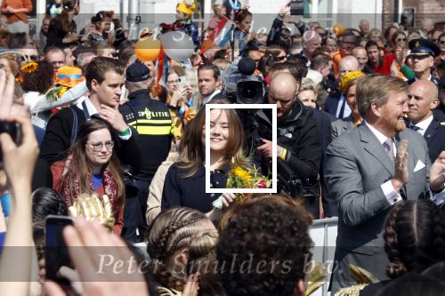 Maastricht 27 april 2022
Koningsdag wordt dit jaar in Maastricht gevierd . Aanwezig Koning Willem Alexander Koningin Maxima Prinses Amalia Prinses Alexia Prinses Ariane Prins Constantijn Prinses Laurentien Prins Maurits Prinses Marilene Prins Bernhard Prinses Annette Prins Floris Prinses Aimee Prins Pieter Christiaan en Prinses Annette.