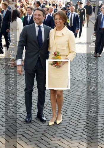 Maastricht 27 april 2022
Koningsdag wordt dit jaar in Maastricht gevierd . Aanwezig Koning Willem Alexander Koningin Maxima Prinses Amalia Prinses Alexia Prinses Ariane Prins Constantijn Prinses Laurentien Prins Maurits Prinses Marilene Prins Bernhard Prinses Annette Prins Floris Prinses Aimee Prins Pieter Christiaan en Prinses Annette.