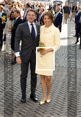 Maastricht 27 april 2022
Koningsdag wordt dit jaar in Maastricht gevierd . Aanwezig Koning Willem Alexander Koningin Maxima Prinses Amalia Prinses Alexia Prinses Ariane Prins Constantijn Prinses Laurentien Prins Maurits Prinses Marilene Prins Bernhard Prinses Annette Prins Floris Prinses Aimee Prins Pieter Christiaan en Prinses Annette.