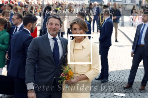 Maastricht 27 april 2022
Koningsdag wordt dit jaar in Maastricht gevierd . Aanwezig Koning Willem Alexander Koningin Maxima Prinses Amalia Prinses Alexia Prinses Ariane Prins Constantijn Prinses Laurentien Prins Maurits Prinses Marilene Prins Bernhard Prinses Annette Prins Floris Prinses Aimee Prins Pieter Christiaan en Prinses Annette.