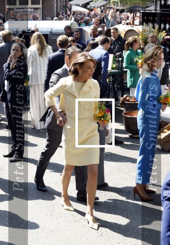 Maastricht 27 april 2022
Koningsdag wordt dit jaar in Maastricht gevierd . Aanwezig Koning Willem Alexander Koningin Maxima Prinses Amalia Prinses Alexia Prinses Ariane Prins Constantijn Prinses Laurentien Prins Maurits Prinses Marilene Prins Bernhard Prinses Annette Prins Floris Prinses Aimee Prins Pieter Christiaan en Prinses Annette.