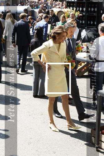 Maastricht 27 april 2022
Koningsdag wordt dit jaar in Maastricht gevierd . Aanwezig Koning Willem Alexander Koningin Maxima Prinses Amalia Prinses Alexia Prinses Ariane Prins Constantijn Prinses Laurentien Prins Maurits Prinses Marilene Prins Bernhard Prinses Annette Prins Floris Prinses Aimee Prins Pieter Christiaan en Prinses Annette.