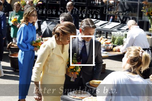 Maastricht 27 april 2022
Koningsdag wordt dit jaar in Maastricht gevierd . Aanwezig Koning Willem Alexander Koningin Maxima Prinses Amalia Prinses Alexia Prinses Ariane Prins Constantijn Prinses Laurentien Prins Maurits Prinses Marilene Prins Bernhard Prinses Annette Prins Floris Prinses Aimee Prins Pieter Christiaan en Prinses Annette.