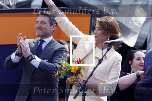Maastricht 27 april 2022
Koningsdag wordt dit jaar in Maastricht gevierd . Aanwezig Koning Willem Alexander Koningin Maxima Prinses Amalia Prinses Alexia Prinses Ariane Prins Constantijn Prinses Laurentien Prins Maurits Prinses Marilene Prins Bernhard Prinses Annette Prins Floris Prinses Aimee Prins Pieter Christiaan en Prinses Annette.