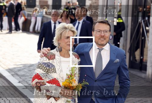 Maastricht 27 april 2022
Koningsdag wordt dit jaar in Maastricht gevierd . Aanwezig Koning Willem Alexander Koningin Maxima Prinses Amalia Prinses Alexia Prinses Ariane Prins Constantijn Prinses Laurentien Prins Maurits Prinses Marilene Prins Bernhard Prinses Annette Prins Floris Prinses Aimee Prins Pieter Christiaan en Prinses Annette.