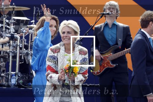Maastricht 27 april 2022
Koningsdag wordt dit jaar in Maastricht gevierd . Aanwezig Koning Willem Alexander Koningin Maxima Prinses Amalia Prinses Alexia Prinses Ariane Prins Constantijn Prinses Laurentien Prins Maurits Prinses Marilene Prins Bernhard Prinses Annette Prins Floris Prinses Aimee Prins Pieter Christiaan en Prinses Annette.