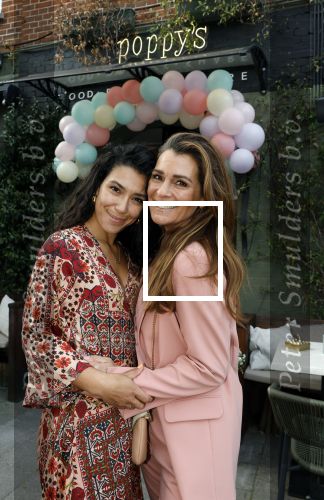 Amsterdam 29 april 2022
Opening Restaurant Poppys van Moise Trustfull Carola Kirschbaum en Britt Scholte in de amsterdamse pijp. Moise en Quinty Trustfull