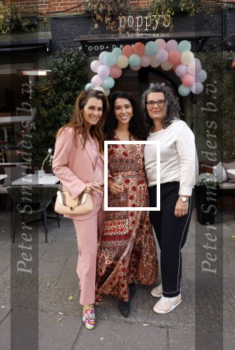Amsterdam 29 april 2022
Opening Restaurant Poppys van Moise Trustfull Carola Kirschbaum en Britt Scholte in de amsterdamse pijp. Moise en Quinty Trustfull