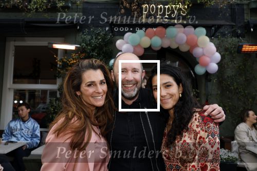Amsterdam 29 april 2022
Opening Restaurant Poppys van Moise Trustfull Carola Kirschbaum en Britt Scholte in de amsterdamse pijp. Moise en Quinty Trustfull en Ramon Mesman