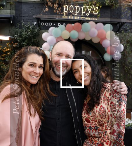Amsterdam 29 april 2022
Opening Restaurant Poppys van Moise Trustfull Carola Kirschbaum en Britt Scholte in de amsterdamse pijp. Moise en Quinty Trustfull en Ramon Mesman