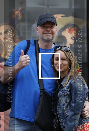 Amsterdam 7 mei 2022
Raymond v Barneveld met zijn vriendin/ verloofde Julia Evans op de pc hooftstraat.