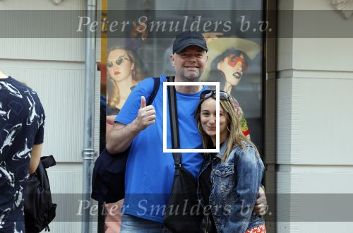 Amsterdam 7 mei 2022
Raymond v Barneveld met zijn vriendin/ verloofde Julia Evans op de pc hooftstraat.