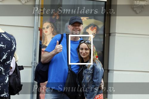 Amsterdam 7 mei 2022
Raymond v Barneveld met zijn vriendin/ verloofde Julia Evans op de pc hooftstraat.