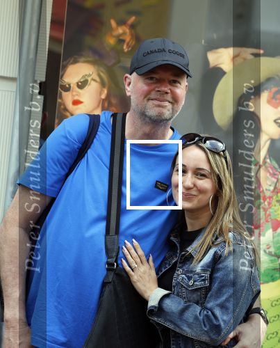 Amsterdam 7 mei 2022
Raymond v Barneveld met zijn vriendin/ verloofde Julia Evans op de pc hooftstraat.